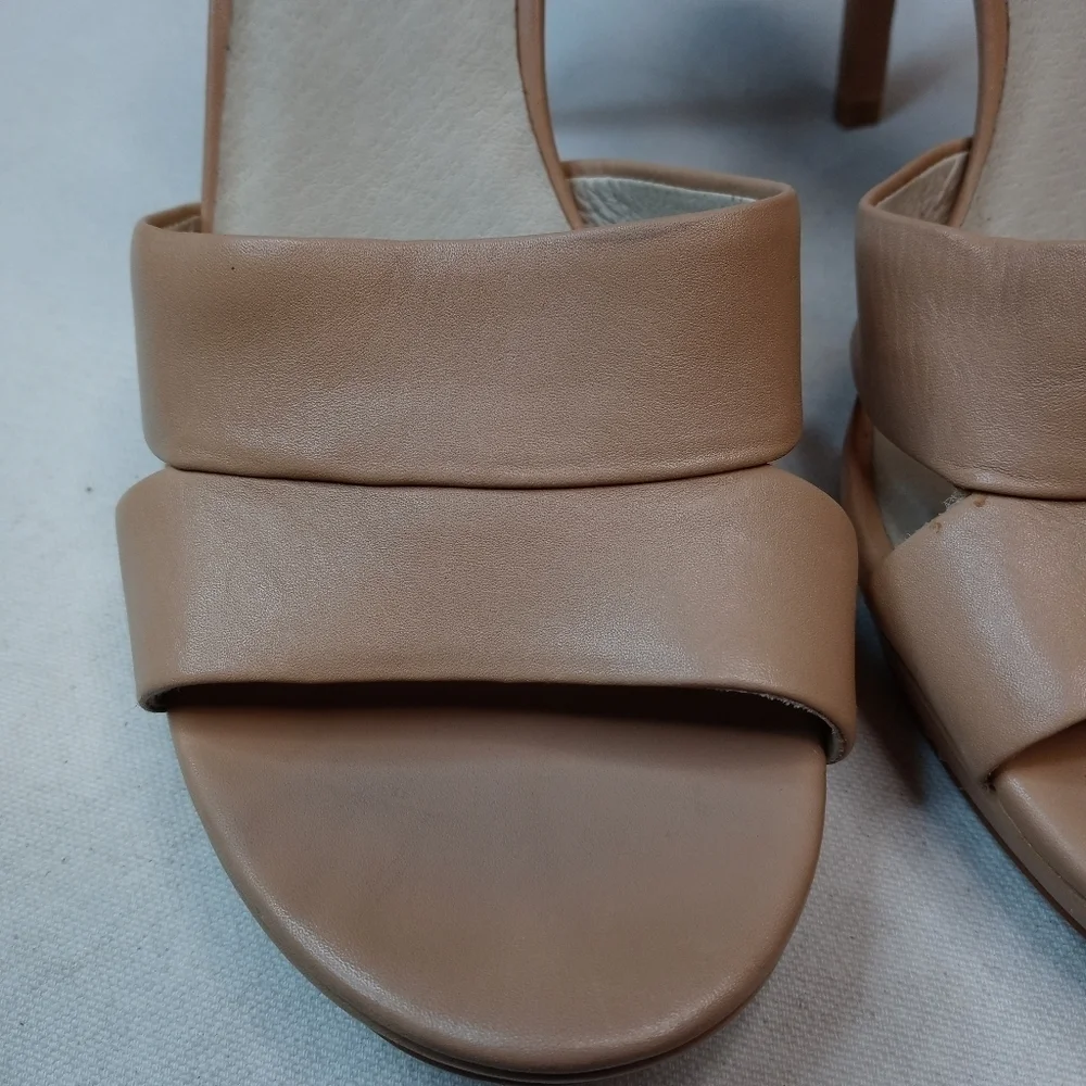 Michael Kors MK Back Zip Nude beige Stiletto 4.5